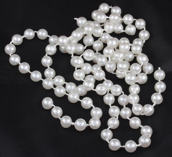 Winter White Pearl Christmas Baubles String